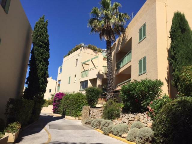 Sanary Sanary-sur-Mer Exterior foto